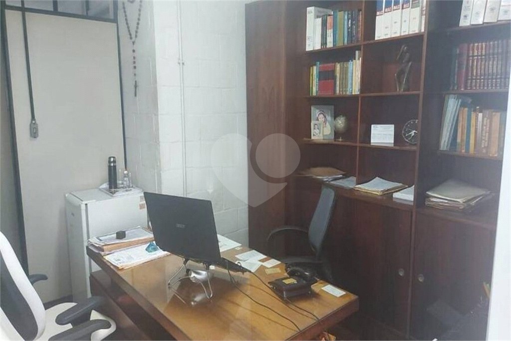 Prédio à venda em Benfica, Rio de Janeiro, RJ