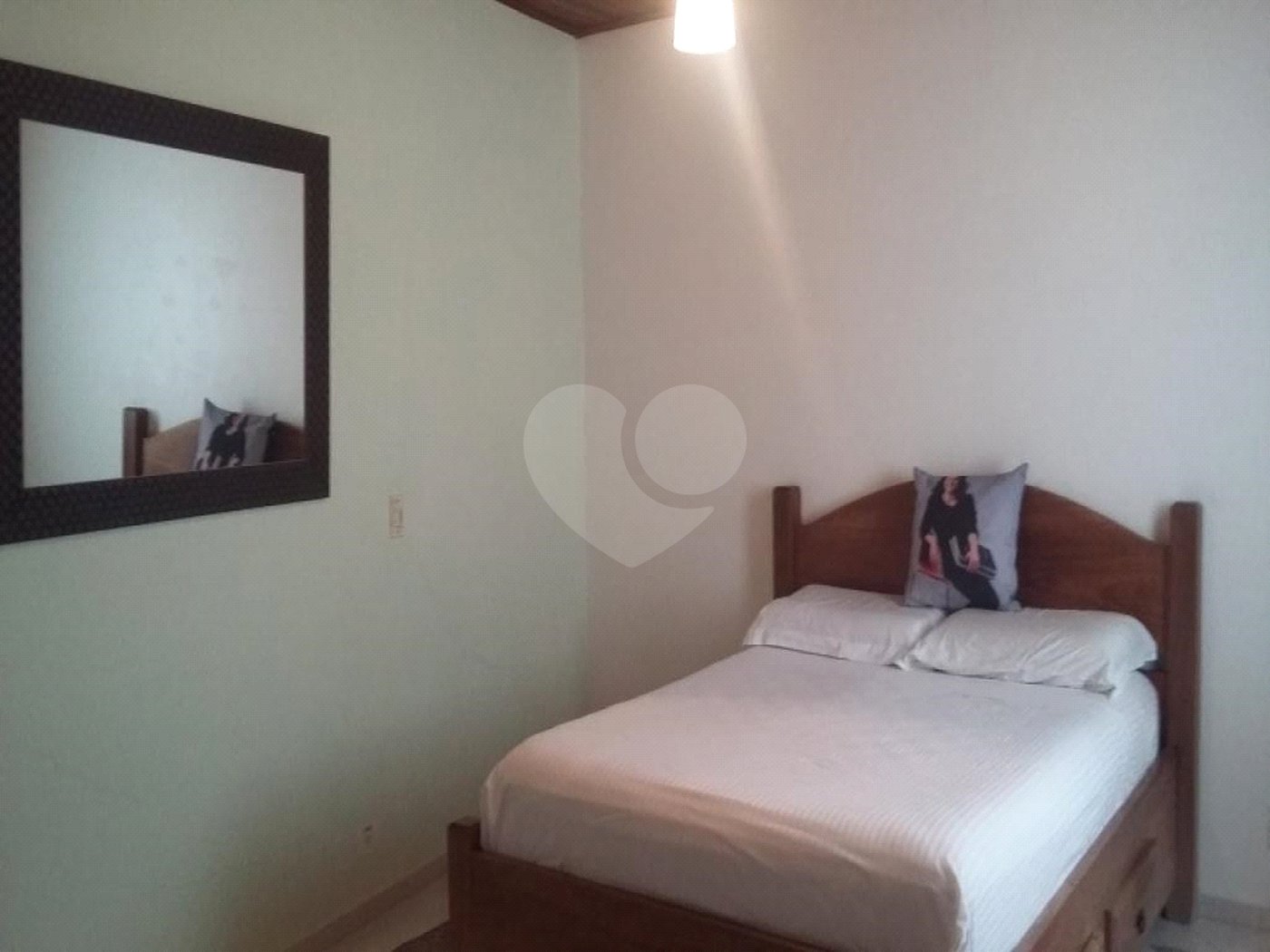 Casa à venda com 3 quartos, sendo 1 suíte, em Jardim Pinheiros, São Paulo, SP