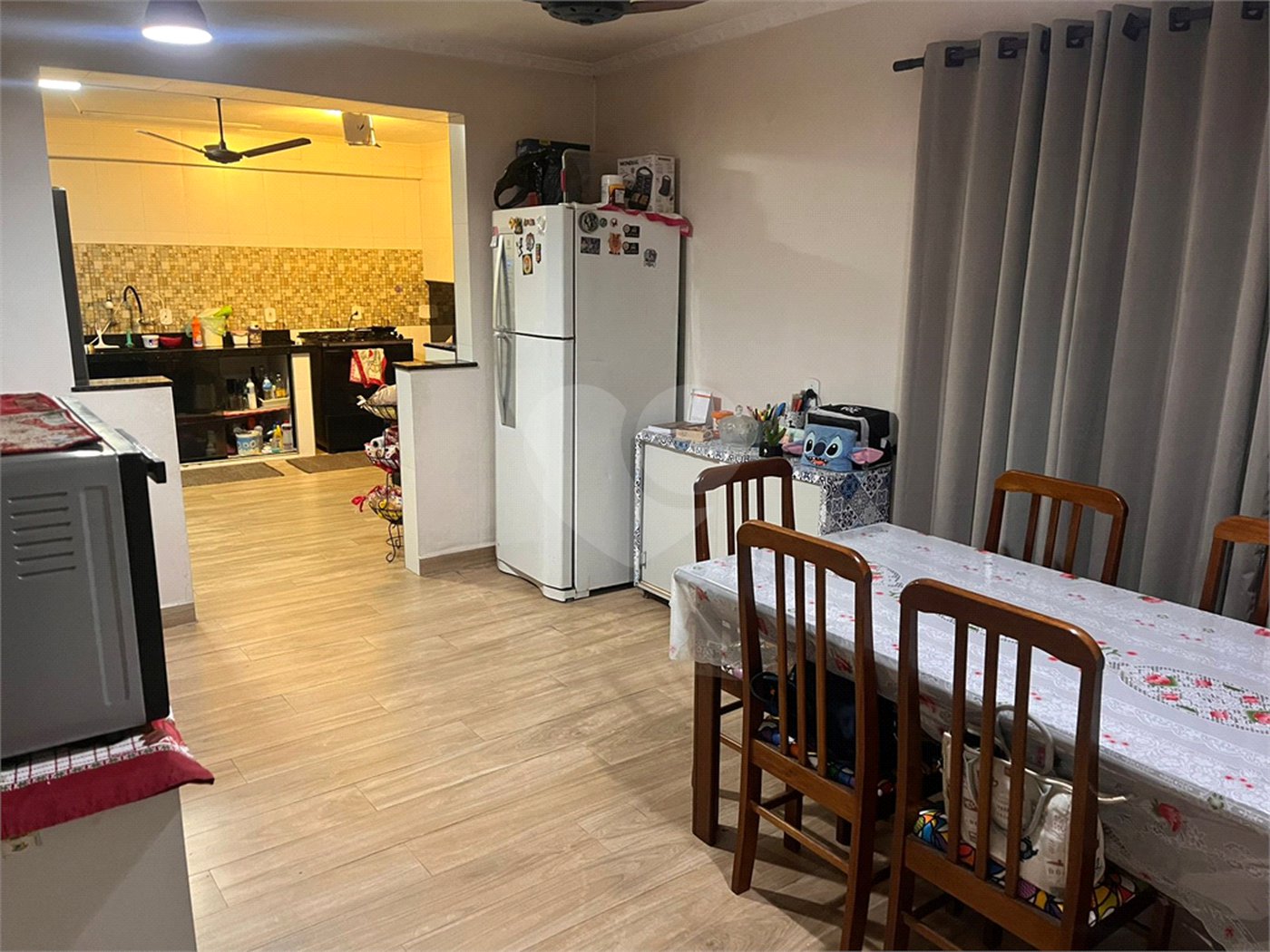 Sobrado à venda com 4 quartos, sendo 1 suíte, em Vila Antonieta, São Paulo, SP