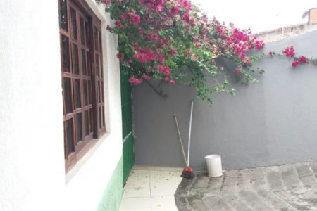 Casa à venda com 4 quartos, sendo 1 suíte, em Jardim Helga, São Paulo, SP