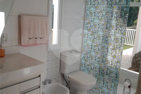 Casa à venda com 5 suítes no condomínio Ipe Velho, Vinhedo - SP