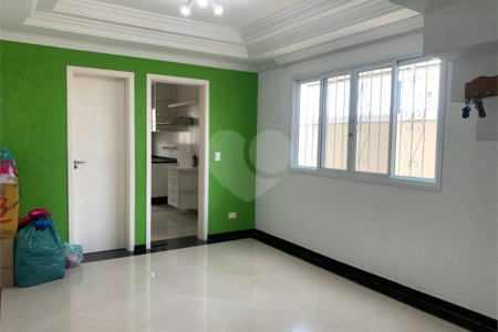 Sobrado à venda com 4 quartos, sendo 1 suíte, em Vila Campo Grande, São Paulo, SP