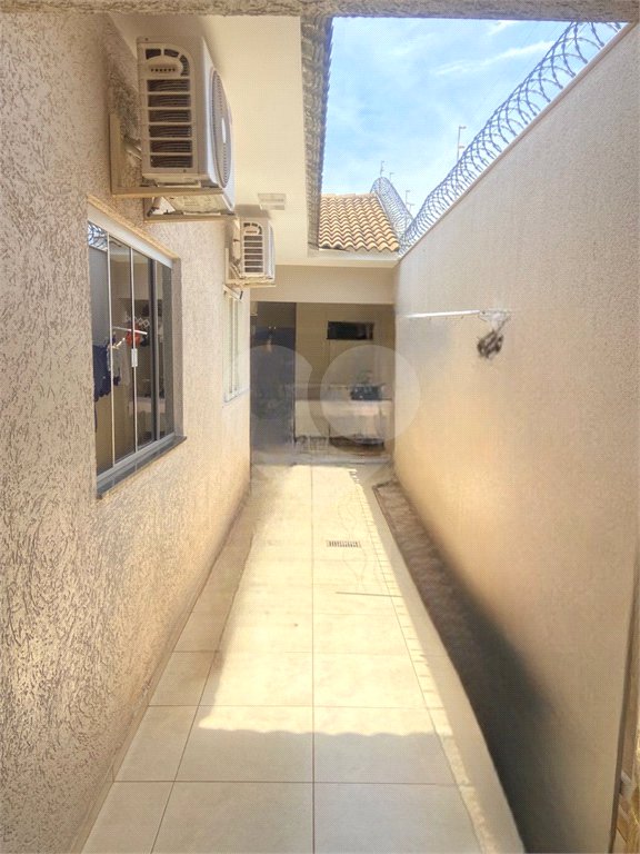 Casa à venda com 3 quartos, sendo 1 suíte, em Ipê, Três Lagoas, MS