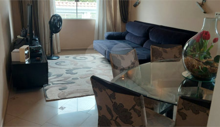 Sobrado à venda com 3 quartos, sendo 1 suíte,  em Vila Constança, São Paulo, SP