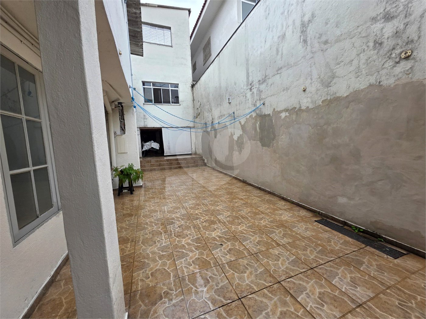 Sobrado à venda com 6 quartos, sendo 3 suítes, em Santa Teresinha, São Paulo, SP