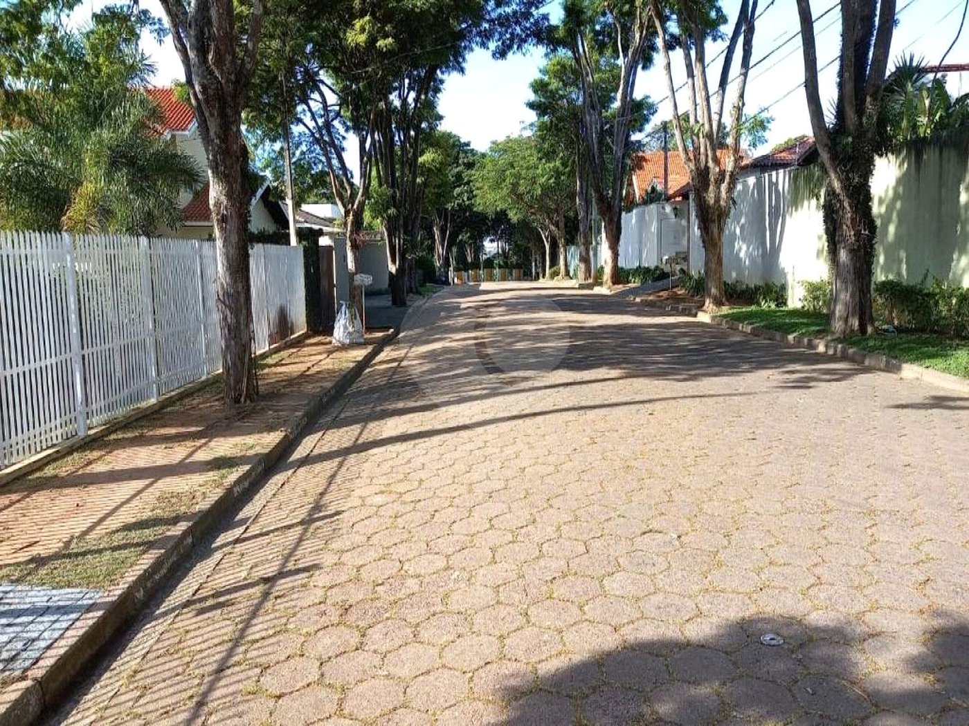 Casa à venda com 3 quartos, sendo 1 suíte,  em Bosque, Vinhedo, SP