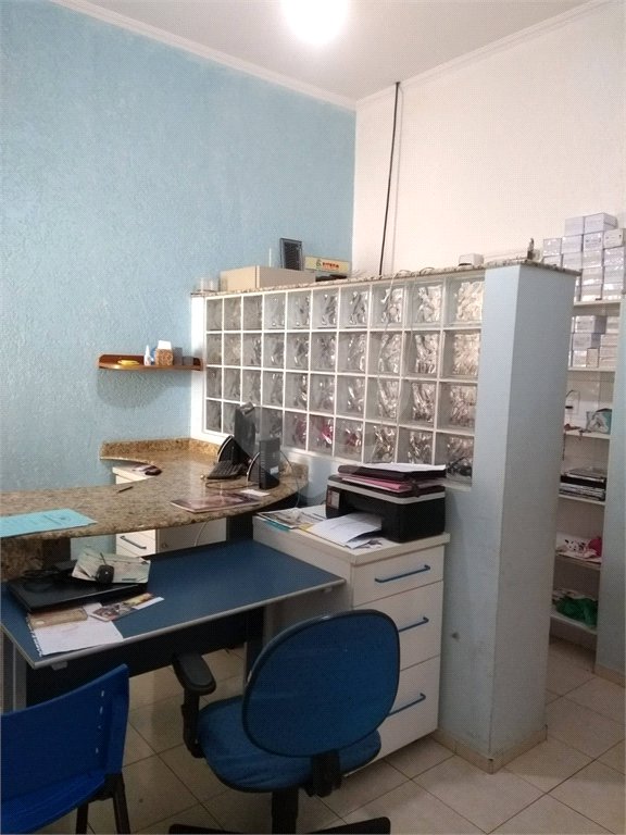 Sobrado à venda com 3 quartos, sendo 2 suítes, no Centro, Araraquara, SP