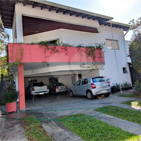 Sobrado à venda com 4 quartos, sendo 2 suítes, em Interlagos, São Paulo, SP