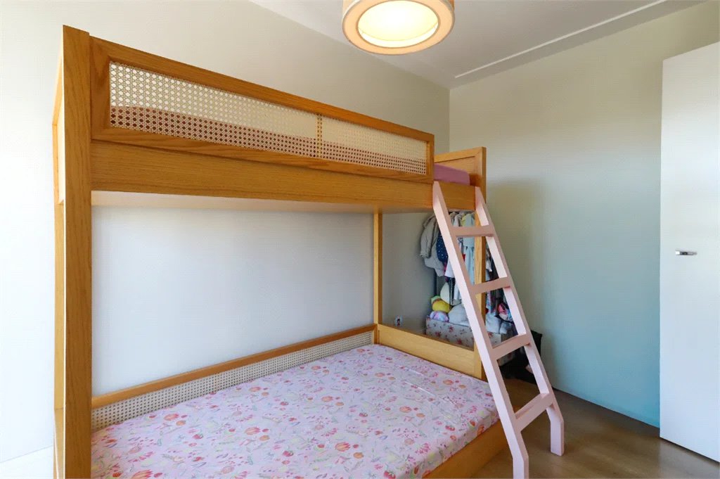 Apartamento à venda com 3 quartos, sendo 1 suíte, em Vila Anastácio, São Paulo, SP