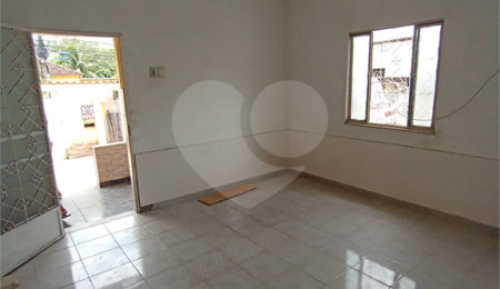 Casa à venda com 4 quartos em Campo Grande, Rio de Janeiro, RJ