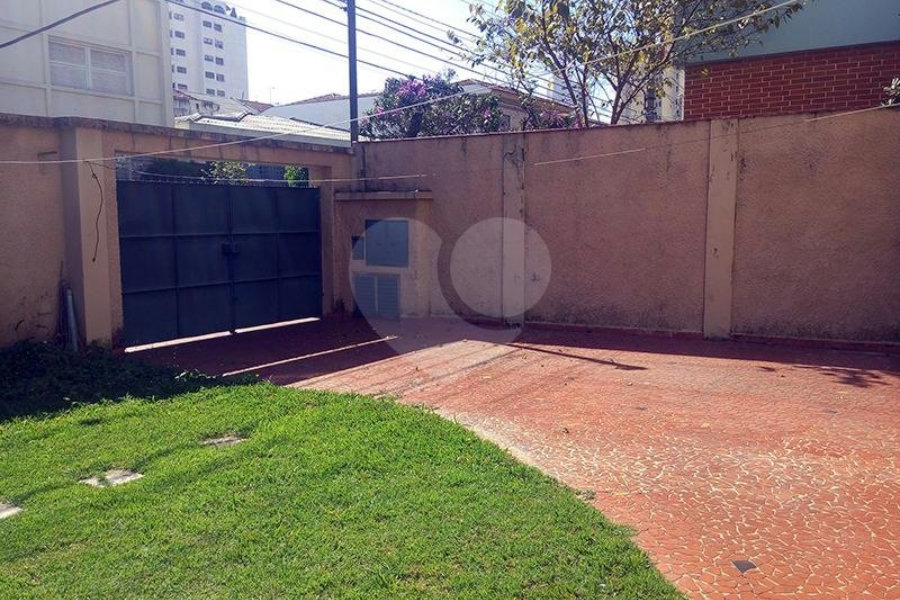 Casa à venda com 5 quartos, sendo 2 suítes, em Santana, São Paulo, SP