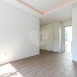 Casa à venda com 4 suítes no condomínio Vila Alba, São Paulo - SP