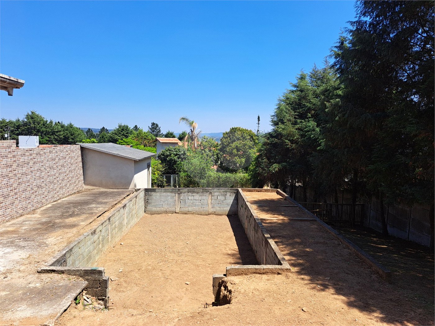 Casa à venda com 3 suítes em Granja Viana, Cotia, SP