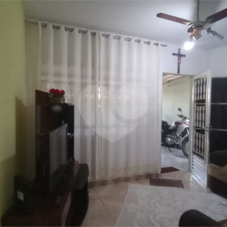 Casa à venda com 3 quartos em Parque Industrial, Itu, SP