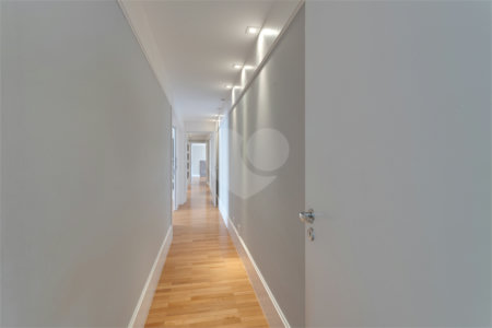 Apartamento à venda com 4 suítes em Campo Belo, São Paulo, SP
