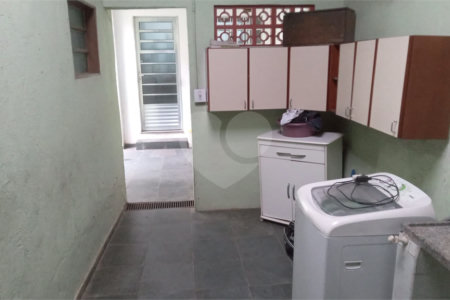 Sobrado à venda com 4 quartos em Vila Verde, São Paulo, SP