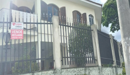 Sobrado à venda com 4 quartos, sendo 2 suítes,  em Tremembé, São Paulo, SP