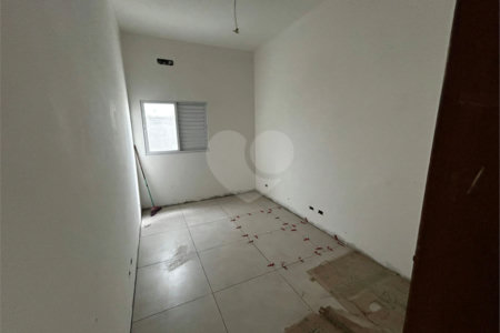 Casa à venda com 3 quartos, sendo 1 suíte,  no condomínio Lago dos Ipês, Itapetininga - SP