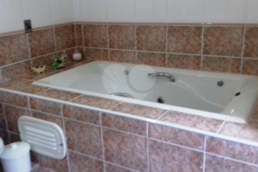 Sobrado à venda com 3 quartos, sendo 1 suíte, em Tremembé, São Paulo, SP