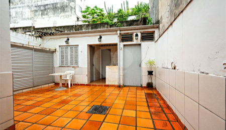 Sobrado à venda com 3 quartos em Campo Belo, São Paulo, SP
