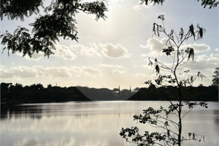 Casa à venda com 4 suítes no condomínio Vivendas do Lago, Sorocaba - SP