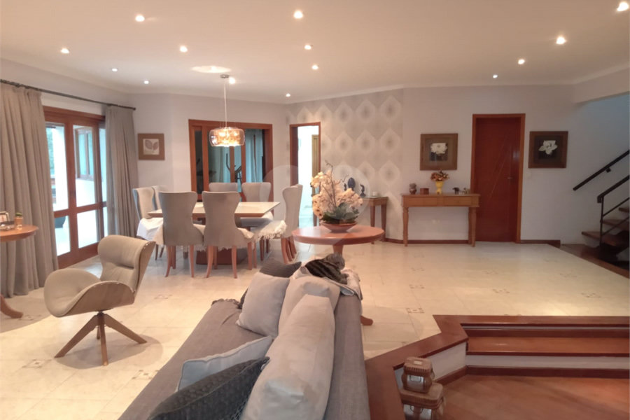Casa à venda com 4 suítes no condomínio Alpes de Mairiporã, Mairiporã - SP