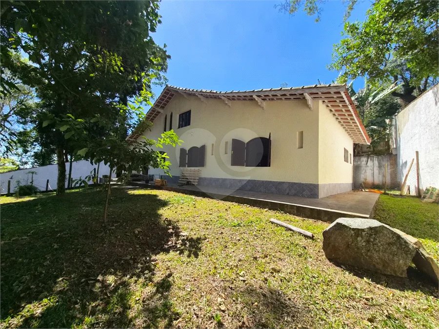 Casa à venda ou para alugar com 4 suítes no condomínio Parque Imperial da Cantareira, Mairiporã - SP