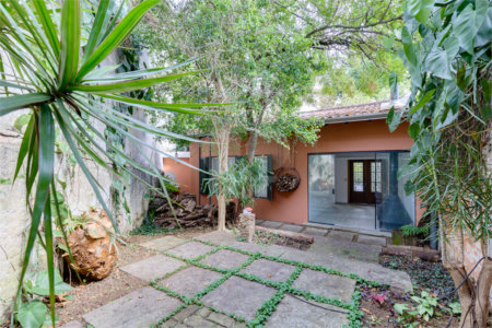 Casa Térrea à venda com 3 quartos, sendo 1 suíte, em Jardim Petrópolis, São Paulo, SP