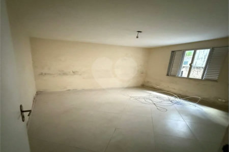 Prédio à venda com 9 quartos em Santana, São Paulo, SP