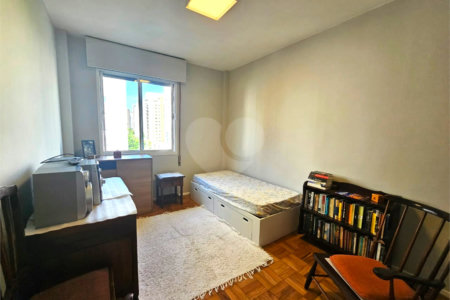 Apartamento à venda com 3 quartos, sendo 1 suíte, em Vila Nova Conceição, São Paulo, SP