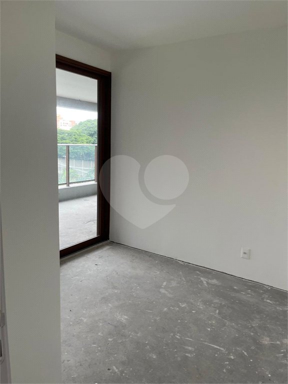 Apartamento à venda com 3 quartos, sendo 1 suíte, em Brooklin Novo, São Paulo, SP