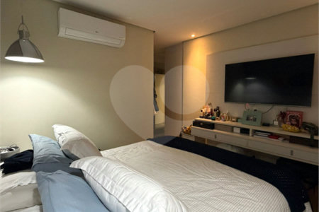 Apartamento à venda com 2 quartos, sendo 1 suíte, no Centro, São Bernardo do Campo, SP