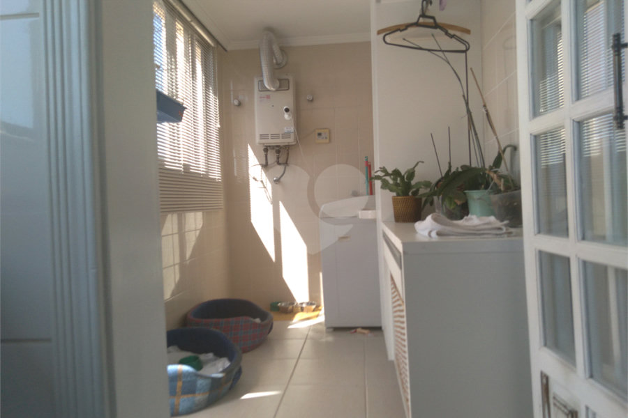 Sobrado à venda com 3 suítes em Tremembé, São Paulo, SP