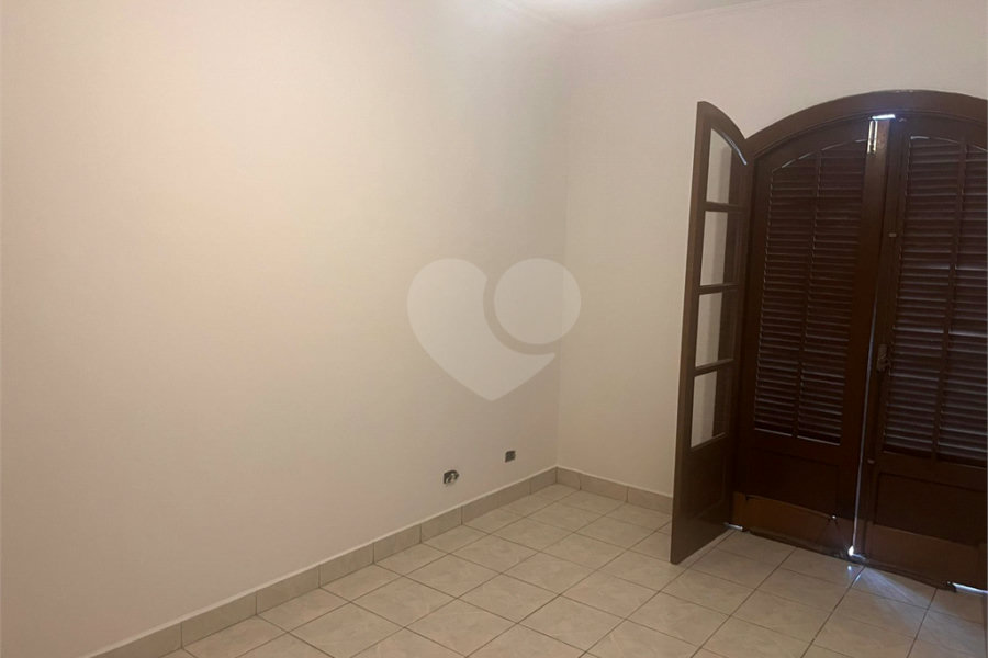 Sobrado à venda ou para alugar com 3 quartos, sendo 1 suíte, em Tremembé, São Paulo, SP
