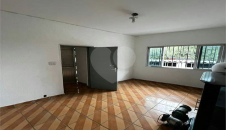 Sobrado à venda com 3 quartos em Americanópolis, São Paulo, SP