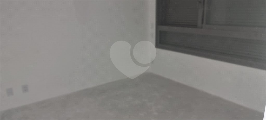 Apartamento à venda com 3 suítes em Moema, São Paulo, SP