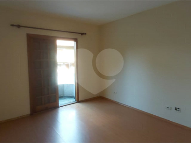 Casa à venda com 2 quartos no condomínio Parque das Araucárias, São Paulo - SP