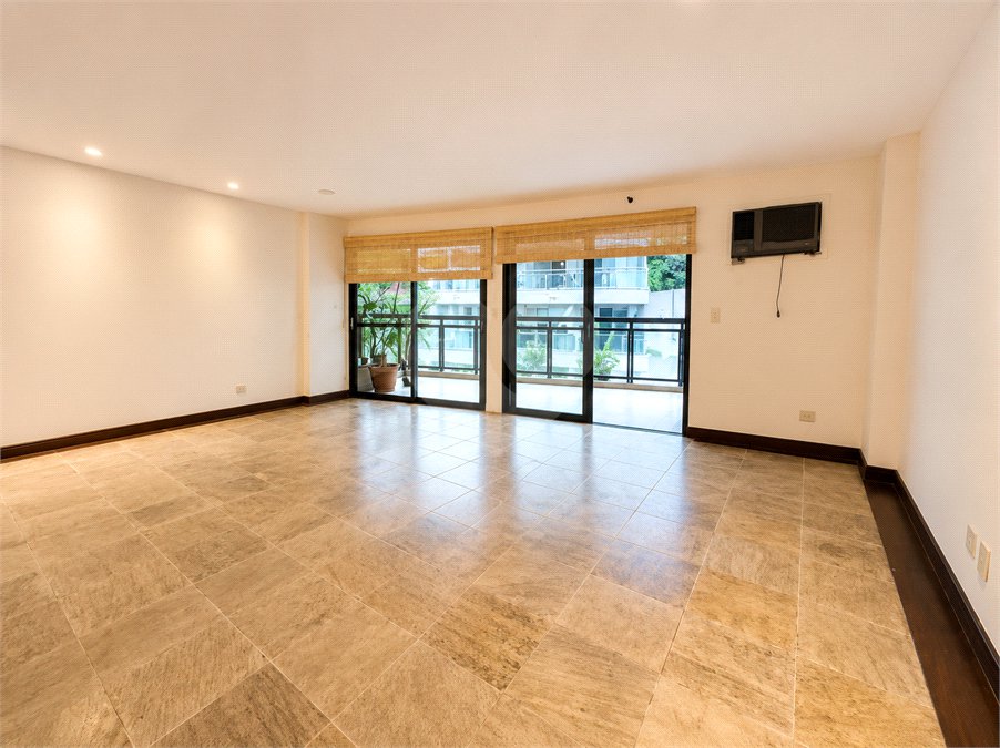Apartamento à venda com 2 suítes em Lagoa, Rio de Janeiro, RJ