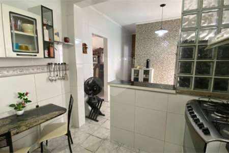 Casa à venda com 2 suítes no condomínio Village da Cachamorra, Rio de Janeiro - RJ