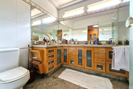 Casa à venda ou para alugar com 4 suítes em Alto da Boa Vista, São Paulo, SP