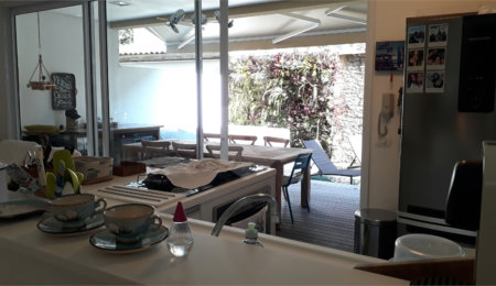 Casa à venda com 4 quartos, sendo 3 suítes,  no condomínio Residencial Vila Esmeralda, São Sebastião - SP