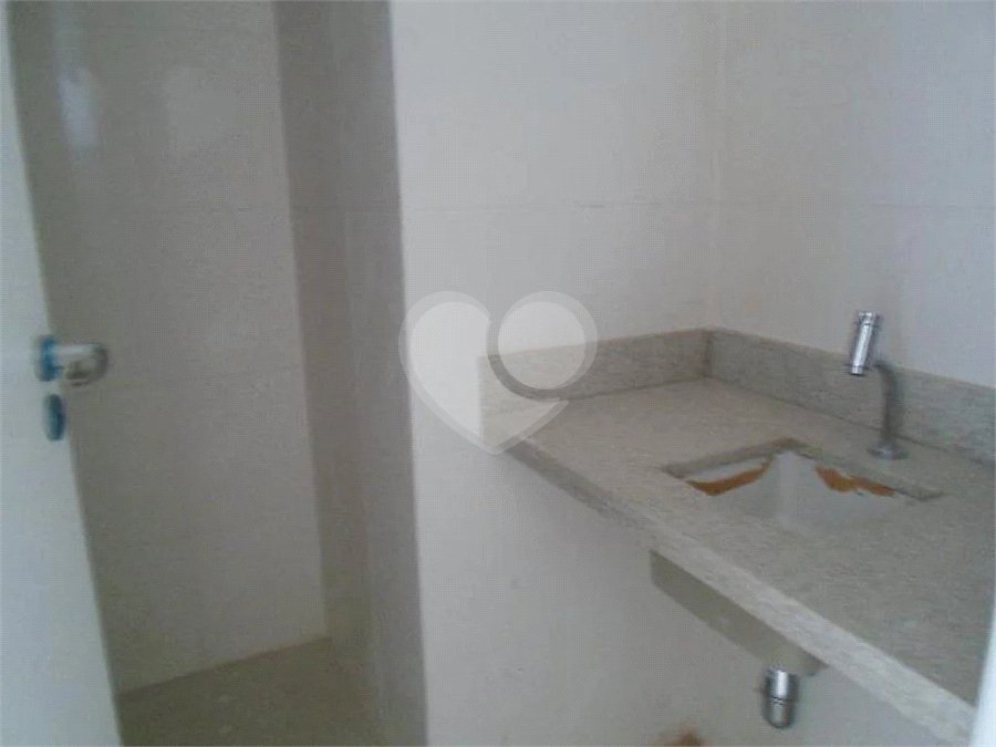 Apartamento à venda com 2 quartos, sendo 1 suíte,  em Vila Mazzei, São Paulo, SP