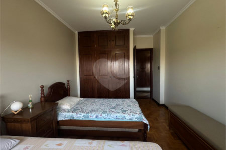 Apartamento à venda com 3 quartos, sendo 1 suíte, no Centro, Ribeirão Preto, SP
