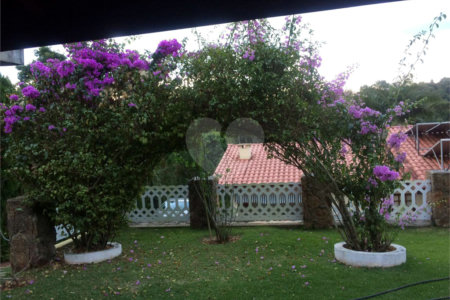 Casa Térrea à venda com 3 quartos, sendo 1 suíte,  em Alpes D'ouro, Bom Jesus dos Perdões, SP