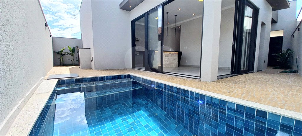 Casa Térrea à venda com 3 suítes em Jardim Valencia, Ribeirão Preto, SP