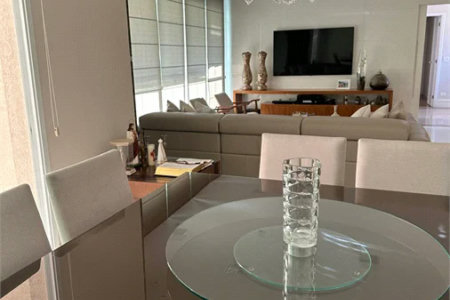 Apartamento à venda com 3 suítes em Vila Suzana, São Paulo, SP
