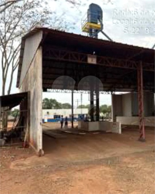 Prédio à venda no Centro Cívico, Angélica, MS