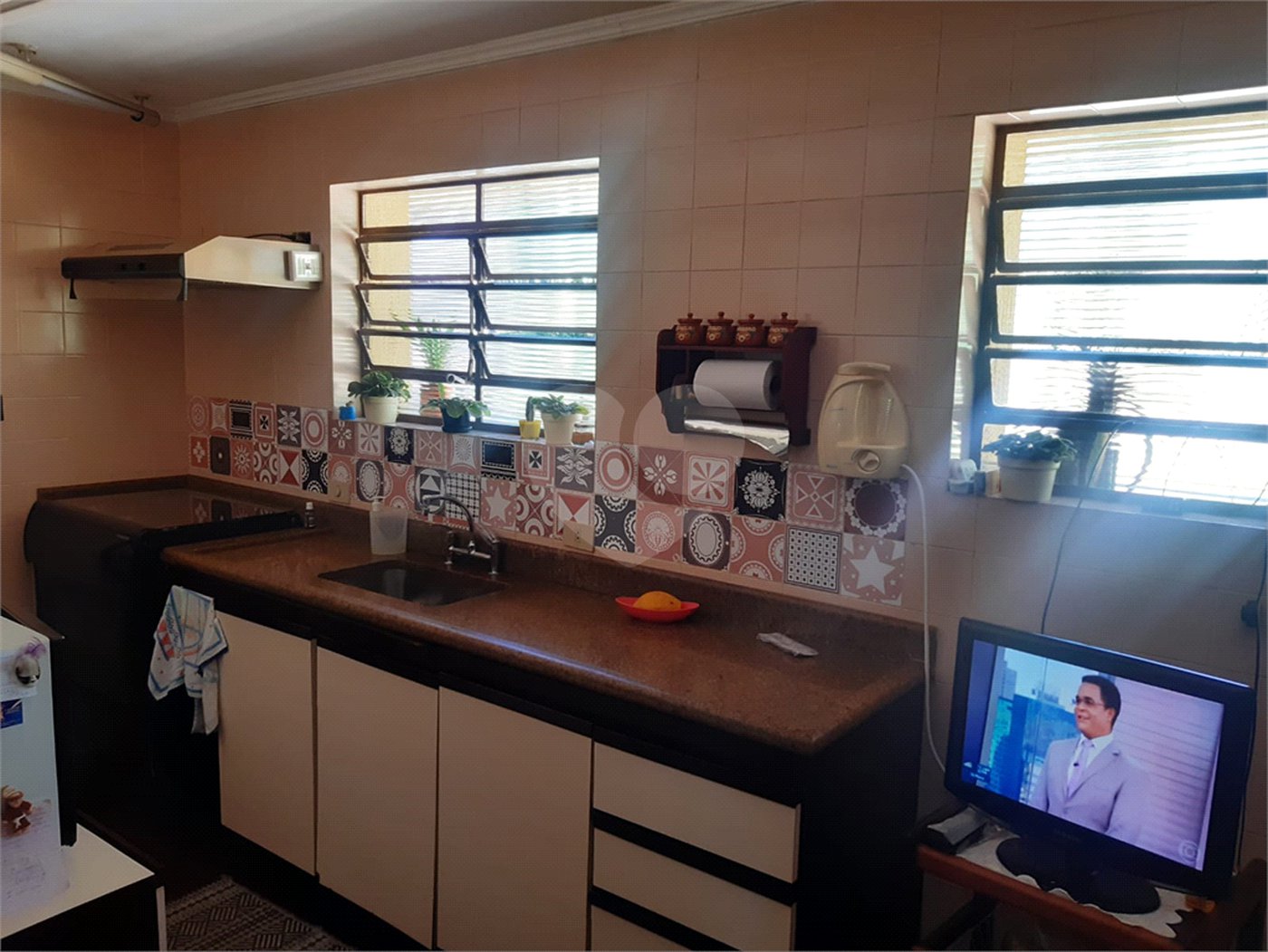 Casa à venda com 3 quartos, sendo 1 suíte, no condomínio Jardim da Monntanha Ii, Mairiporã - SP