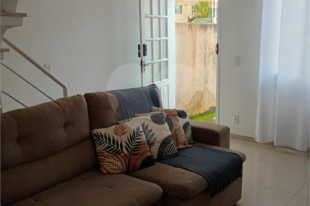 Casa à venda com 2 quartos no condomínio Cond Cesar Parque, Mogi das Cruzes - SP
