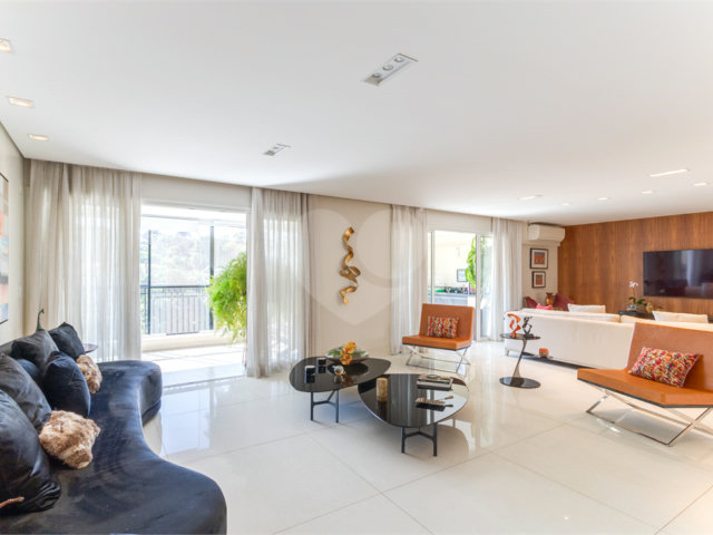 Apartamento à venda com 4 suítes em Alto da Boa Vista, São Paulo, SP
